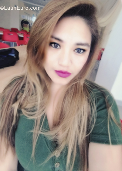 Date this young Peru girl Ielsa from Chiclayo PE1294