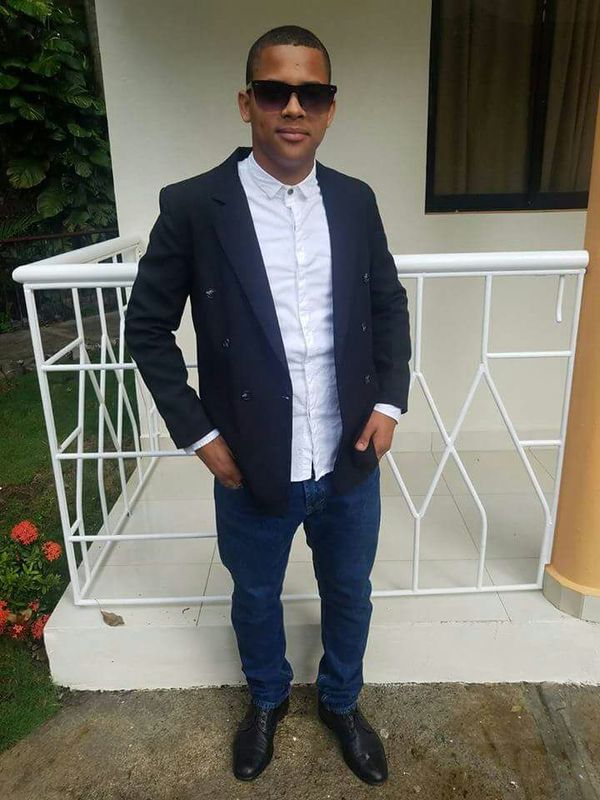 Date this delightful Dominican Republic man Eury from Santo Domingo DO32994