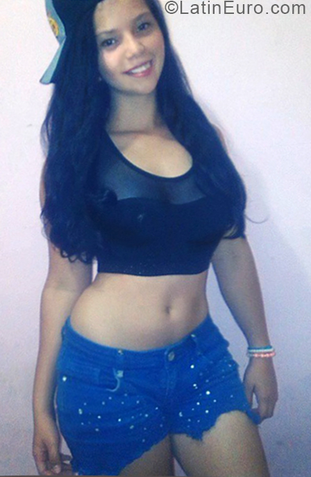 Date this exotic Colombia girl MICHELL from Cucuta CO24213