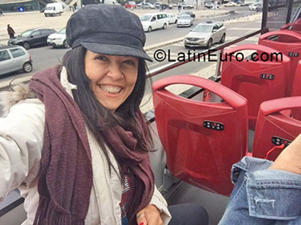 Date this charming Brazil girl Vera from Sao paulo BR10657