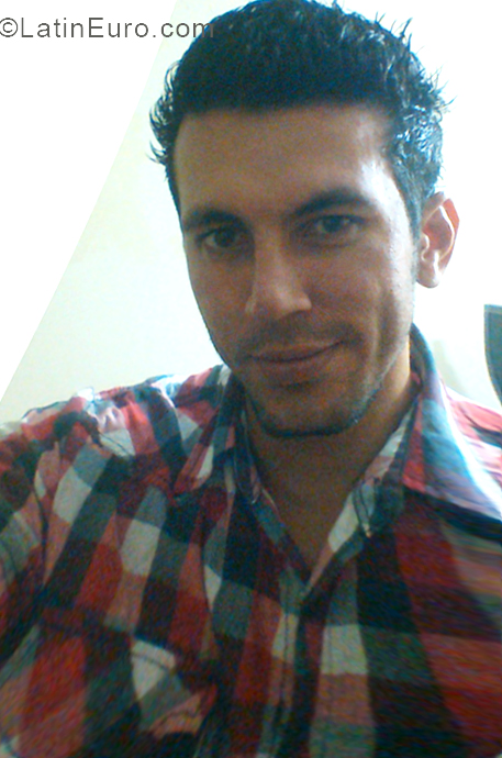 Date this cute Colombia man Super Latino from Bucaramanga CO24418
