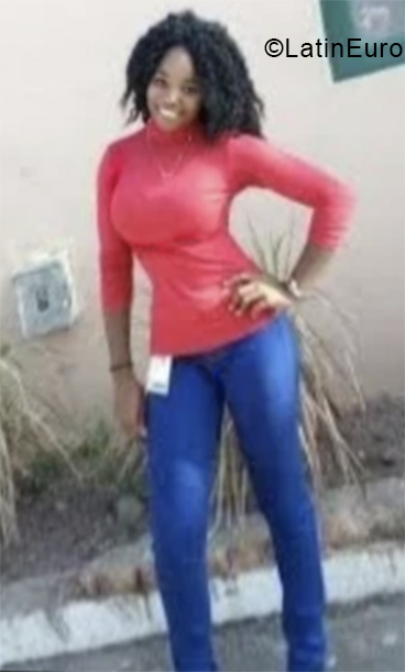 Date this athletic Jamaica girl Sasha from Kingston JM2600
