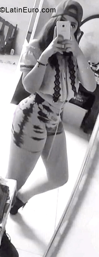 Date this exotic Ecuador girl Ayqueal from Guayaquil EC289