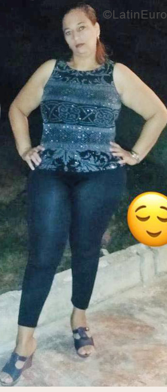 Date this attractive Dominican Republic girl Marlene from Higuey DO33382