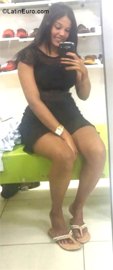 Date this lovely Brazil girl Joice from Olinda BR10712