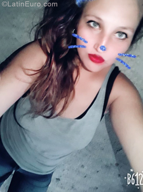 Date this funny Argentina girl Anto from parana AR169