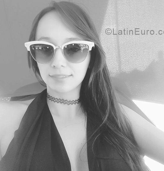 Date this charming Colombia girl Valeria from Medellin CO24685