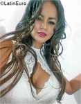happy Peru girl Frixie from Tarapoto PE1476