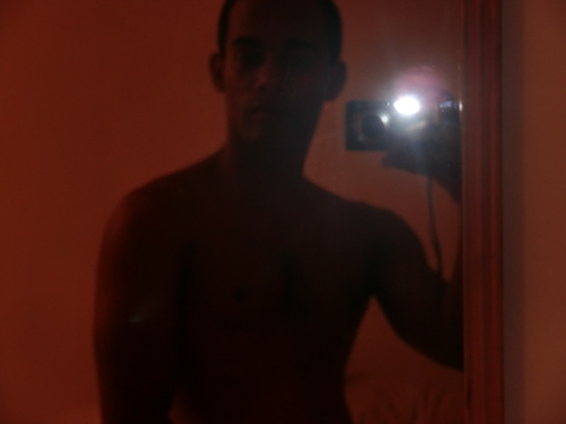 Date this happy Dominican Republic man Yovanny de la c from Santo Domingo DO33803