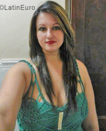 Date this gorgeous Honduras girl Claudia from San Pedro Sula HN2938