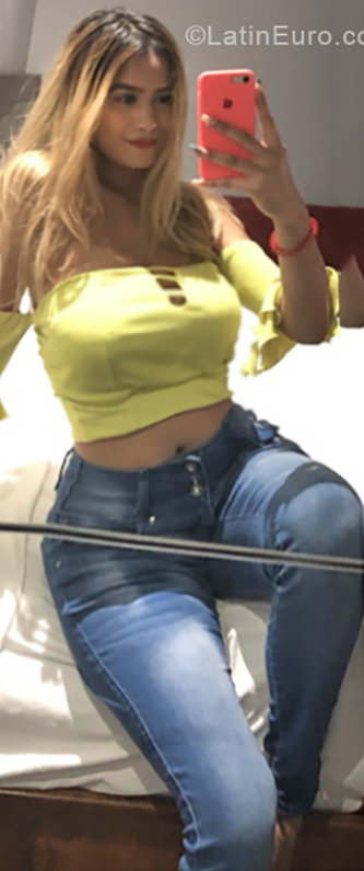 Date this young Mexico girl Angie from Ensenada CO25103