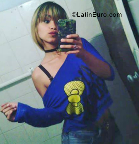 Date this exotic Colombia girl Nicol from Medellin CO25124