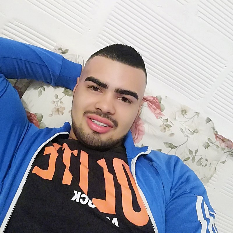 Date this happy Colombia man Juan from Medellin CO25163