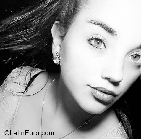 Date this cute Argentina girl Abril from Cordoba AR190