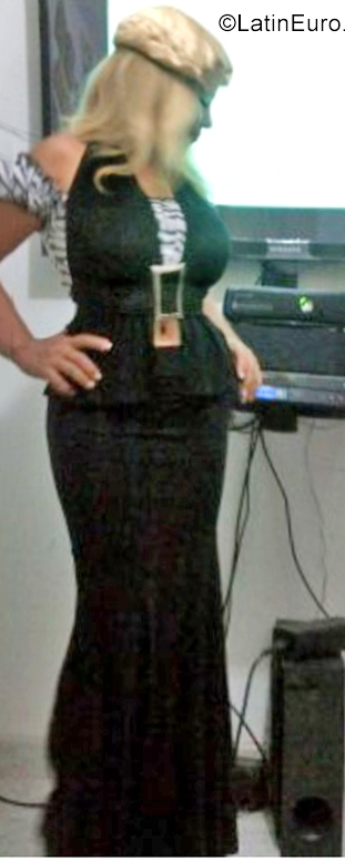 Date this charming Colombia girl Mary from Bogota CO25304