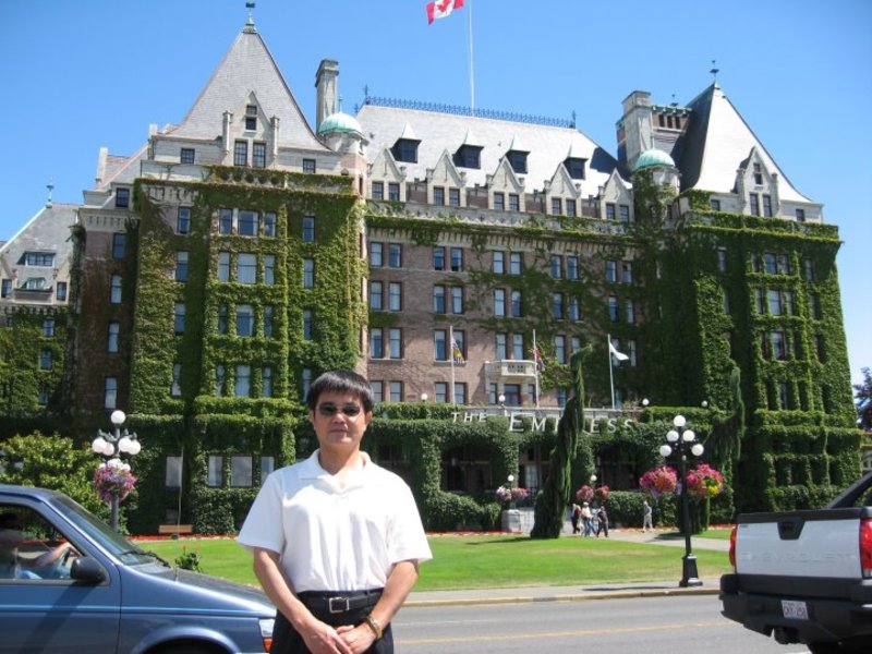 Date this tall United States man Poko from Ny US19959