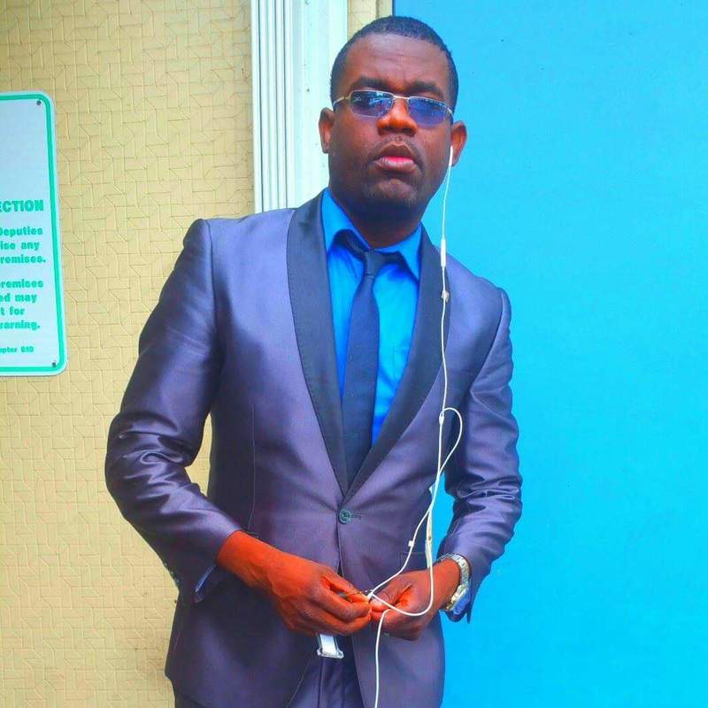 Date this nice looking United States man Jay from Lauderhill US19992