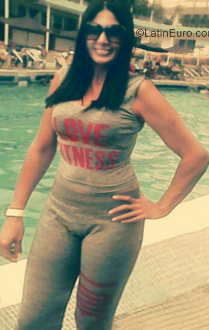 Date this fun Venezuela girl Fortuna from Carupano VE2391