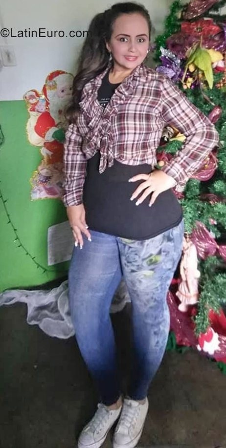 Date this cute Venezuela girl Joany from San Cristobal VE2426