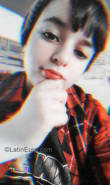 Date this sultry Argentina girl Alma from Buenos Aires AR205