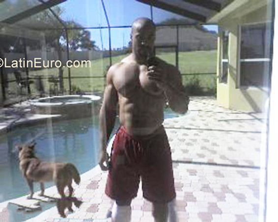 Date this georgeous United States man Don from Glendale US20150
