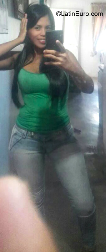 Date this young Venezuela girl Orlenyis from Coro VE2616