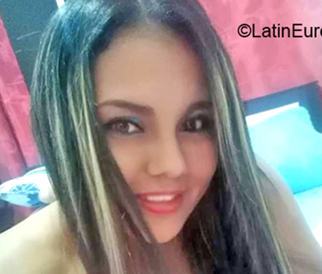 Date this hot Colombia girl Zarai from Tulua CO25936