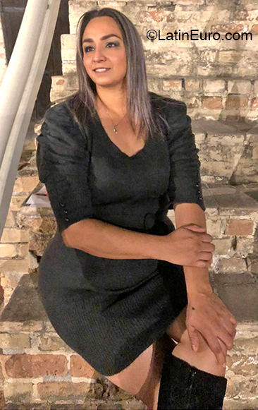 Date this tall Mexico girl Connie from Matamoros MX1689