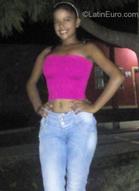 Date this passionate Colombia girl Neyla from Bucaramanga CO26125