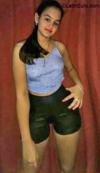 Date this funny Argentina girl Ivi from Cordoba AR251