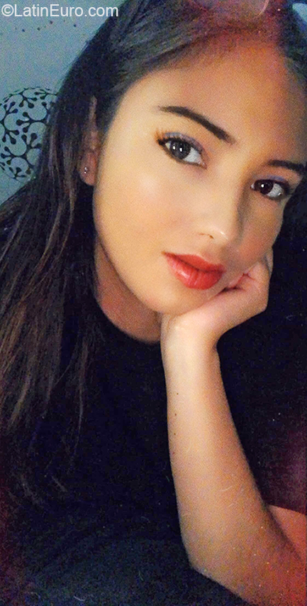 Date this tall Mexico girl Paulina from Villagran MX1724