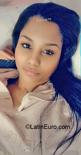 Date this hard body Spain girl Day20 from Madrid ES486