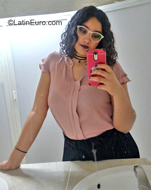 Date this tall Mexico girl Lupita from Zacatecas MX1732