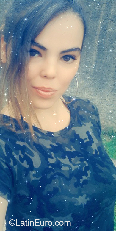 Date this delightful Argentina girl Joana from Buenos Aires AR294