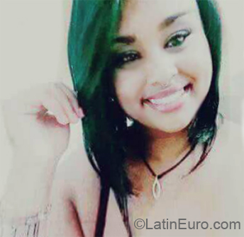 Date this good-looking Brazil girl Isabela from Belo Horizonte BR10990