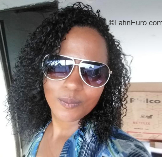 Date this pretty Brazil girl Izaudethe from Serra BR11000