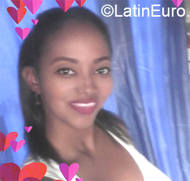 Date this hard body Trinidad and Tobago girl Gloria from San fernando TT93