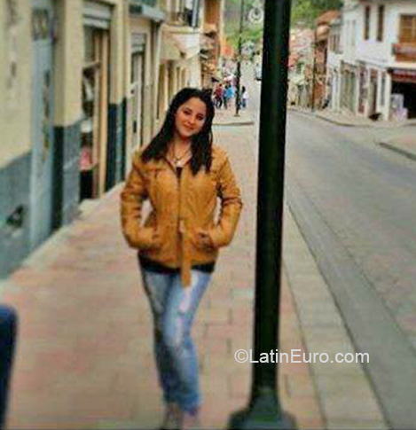 Date this foxy Ecuador girl Gigi from Guayaquil EC417