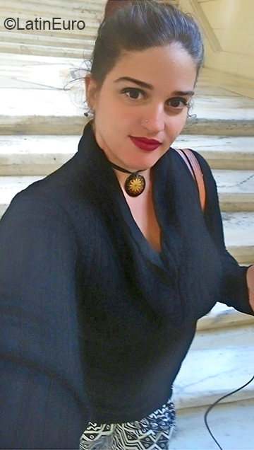 Date this young Cuba girl Juliet from Havana CU647