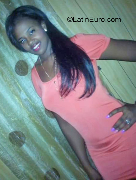 Date this delightful Dominican Republic girl Andrea ramirez from Santo Domingo DO41039