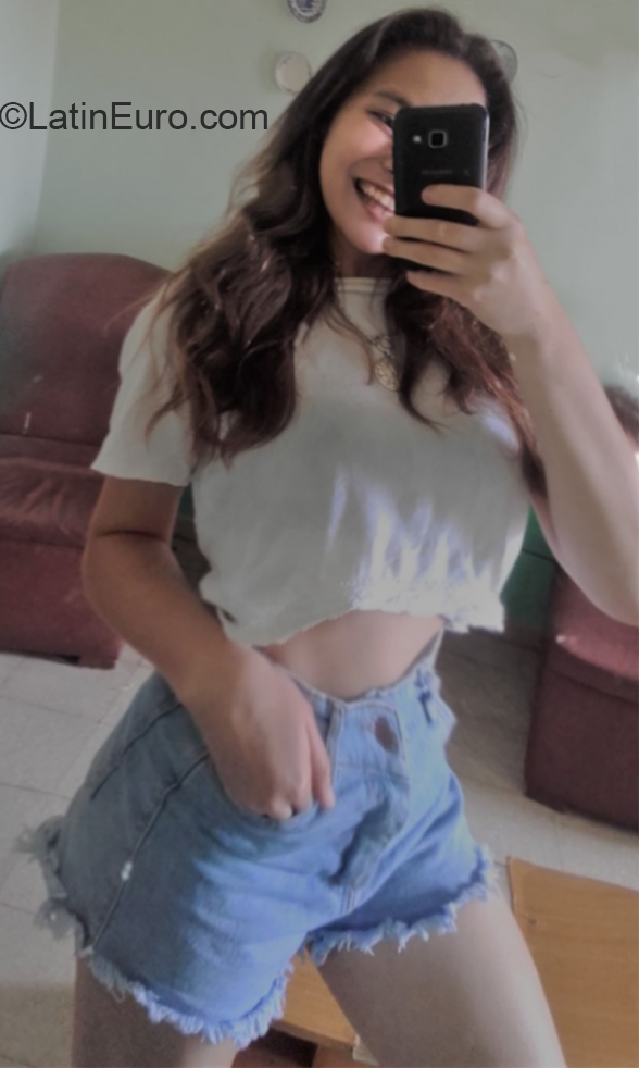 Date this charming Argentina girl Karina from Mercedes AR326