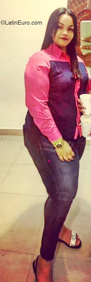 Date this hot Dominican Republic girl Oscarina from Higuey DO37341