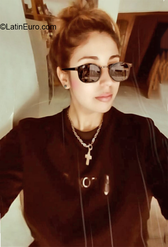 Date this athletic Argentina girl Nati from Entre Rios AR339