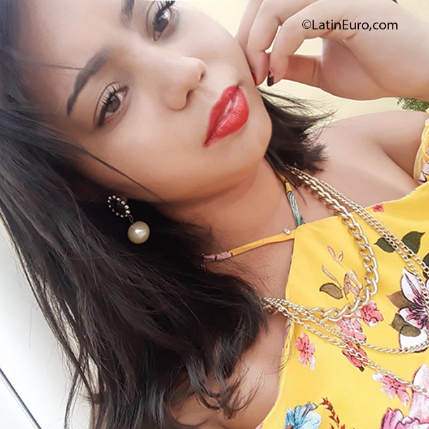 Date this delightful Brazil girl Maria from Santa Rita BR11203
