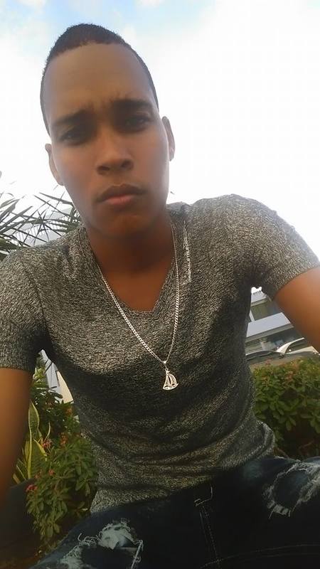 Date this beautiful Dominican Republic man Angel from Espa&ntilde;a DO37534