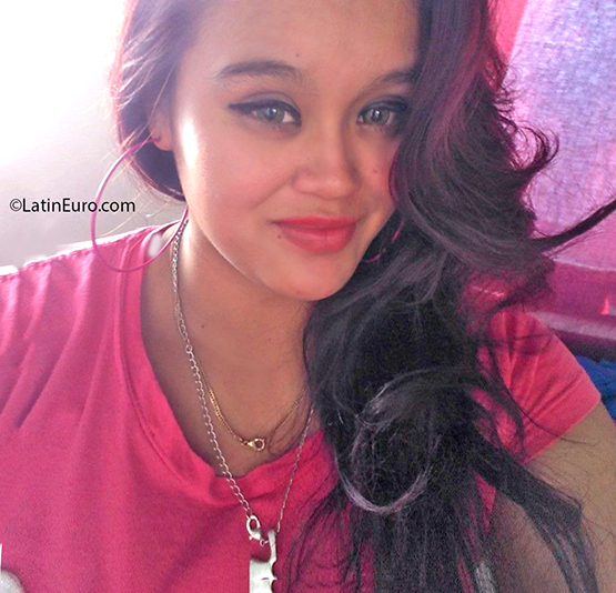 Date this beautiful Colombia girl Lina from Palmira CO26946