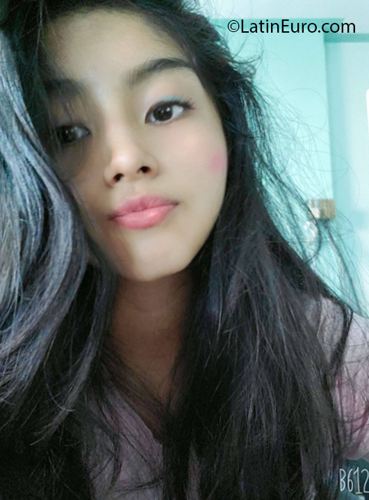 Date this athletic Ecuador girl Julesy from Santo Domingo de los Tsachilas EC451