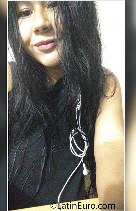Date this charming Peru girl Hayana from Lima PE1524