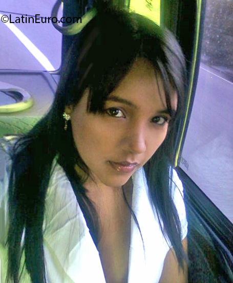 Date this tall Venezuela girl Katherine from Caracas VE3093