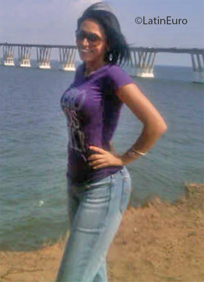 Date this fun Venezuela girl Mary from Maracaibo VE3101